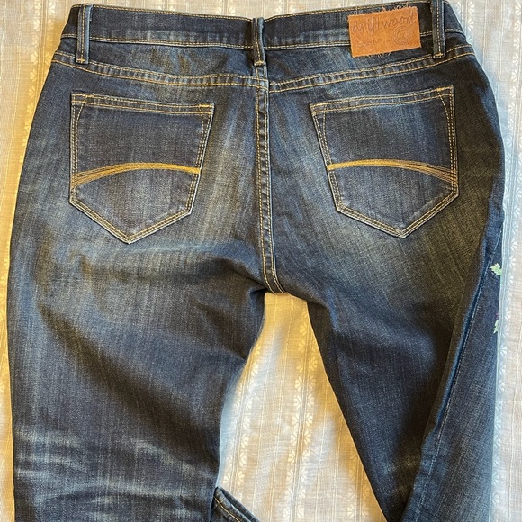 Driftwood Embroidered Jeans - Picture 8 of 14